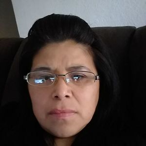 Meet your Posher, Frona